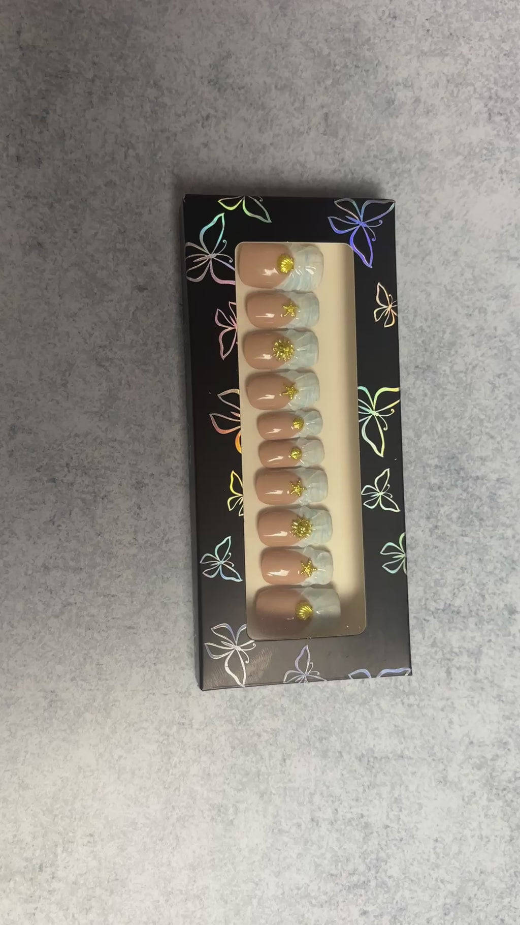 Blue French Tip Shell Press-On Nails – “Coastal Treasure” Collection
