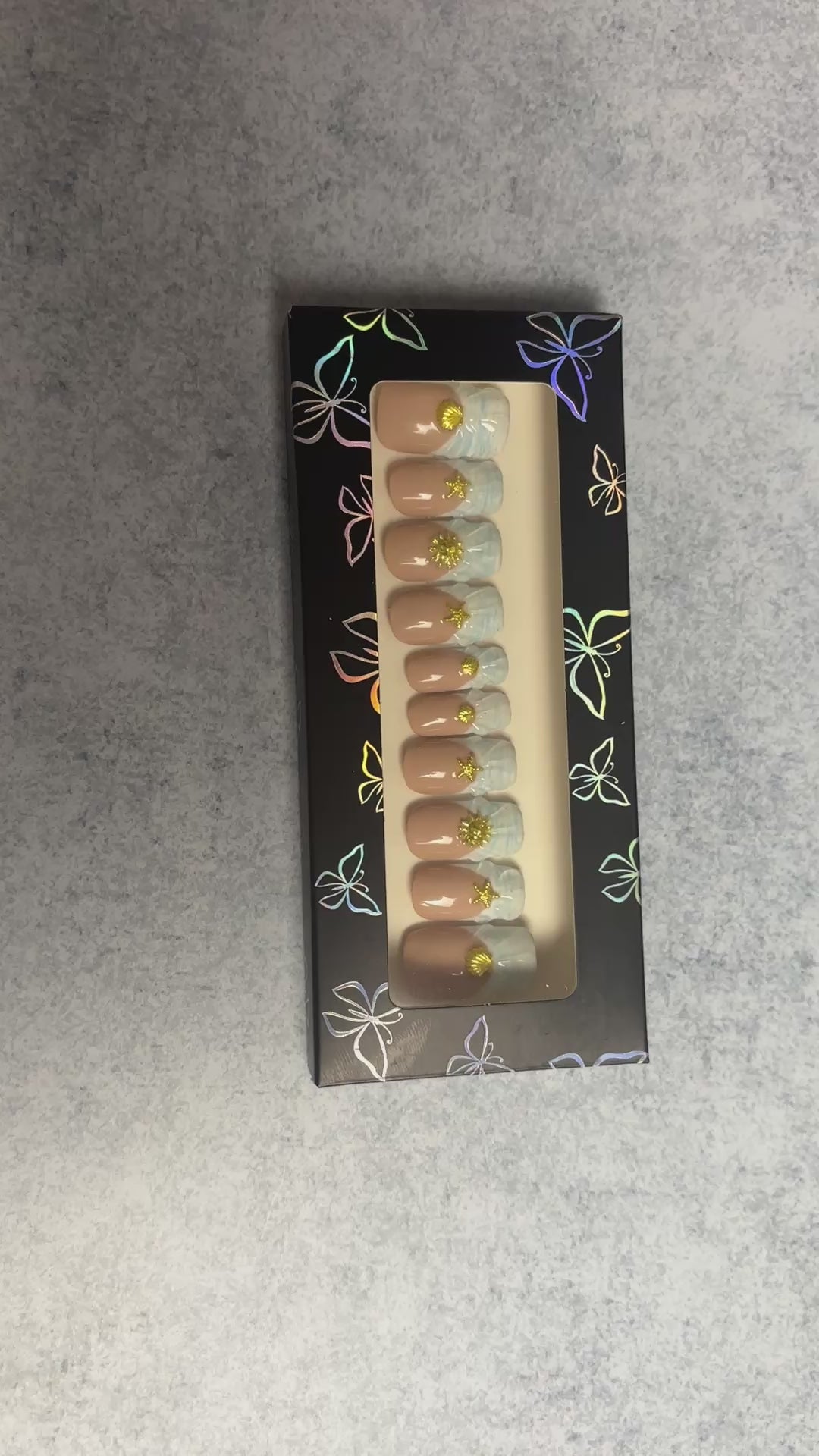 Blue French Tip Shell Press-On Nails – “Coastal Treasure” Collection